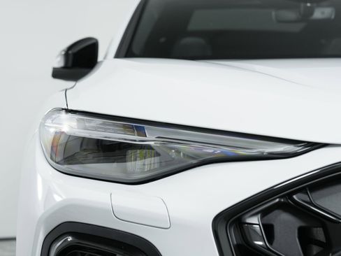 Used 2025 Audi SQ5 Premium Plus image 13