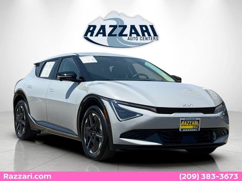 Used 2025 Kia EV6 Wind RWD image 1