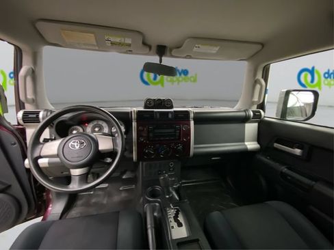 Used 2007 Toyota FJ Cruiser 4WD w/ Convenience Pkg image 28
