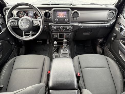 Used 2021 Jeep Wrangler Unlimited Sport image 12