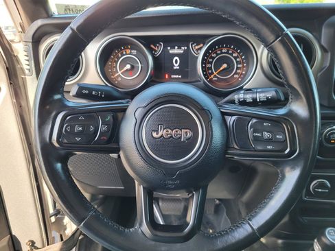 Used 2019 Jeep Wrangler Sport AWD/4WD image 34