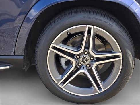 Used 2024 Mercedes-Benz GLS 450 4MATIC image 20