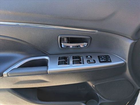 Used 2024 Mitsubishi Outlander Sport AWD image 14