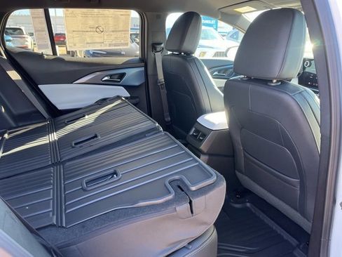 New 2026 Chevrolet Equinox EV LT image 42