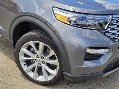 Used 2021 Ford Explorer Platinum w/ Equipment Group 601A AWD/4WD image 10