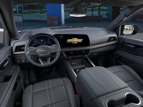 New 2026 Chevrolet Suburban High Country AWD/4WD image 15