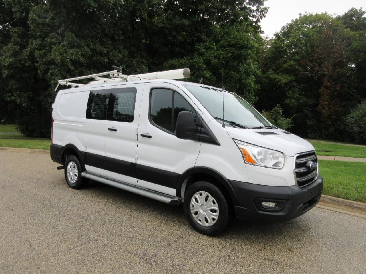 Used 2020 Ford Transit 250 Low Roof w/ Exterior Upgrade Package RWD image 3