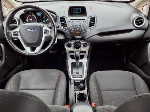 Used 2016 Ford Fiesta SE image 7