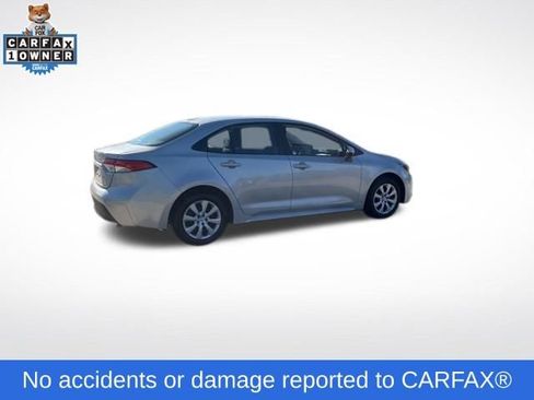 Used 2024 Toyota Corolla LE FWD image 2