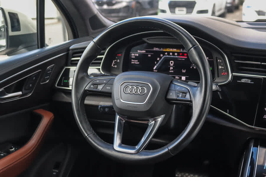 Used 2023 Audi Q7 3.0T Prestige AWD/4WD image 16