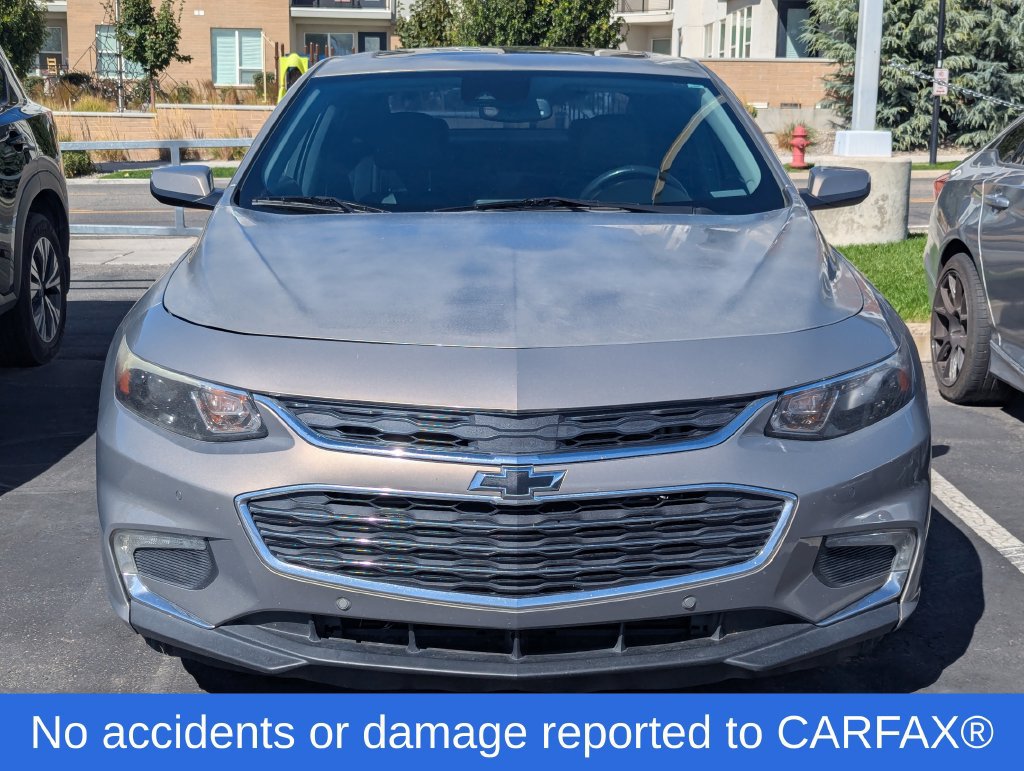 Used 2017 Chevrolet Malibu Premier w/ Premier Sun and Wheel Package FWD image 2