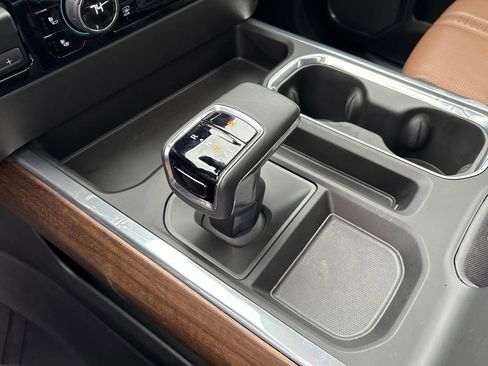 Used 2023 Chevrolet Silverado 1500 High Country w/ High Country Premium Package image 29