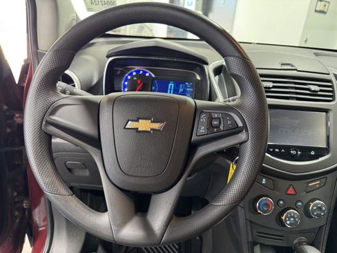 Used 2016 Chevrolet Trax LS w/ LPO, Protection Package FWD image 11