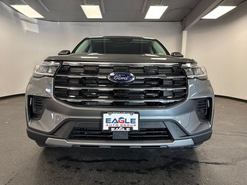 New 2026 Ford Explorer Active AWD/4WD image 4