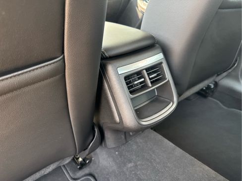 Used 2017 Chevrolet Impala Premier FWD image 34