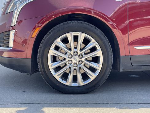 Used 2017 Cadillac XT5 Platinum w/ Driver Assist Package image 21