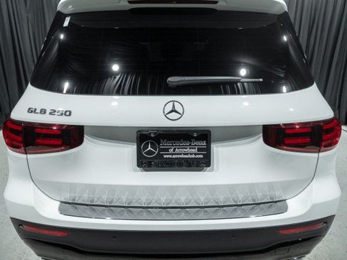 Certified 2026 Mercedes-Benz GLB 250 image 6