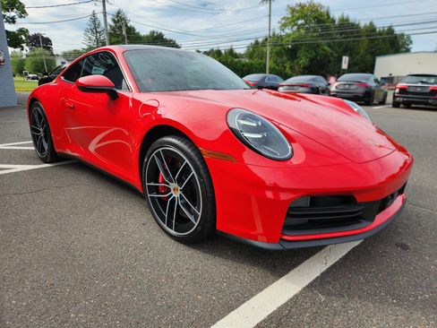 Used 2025 Porsche 911 Carrera S RWD image 25