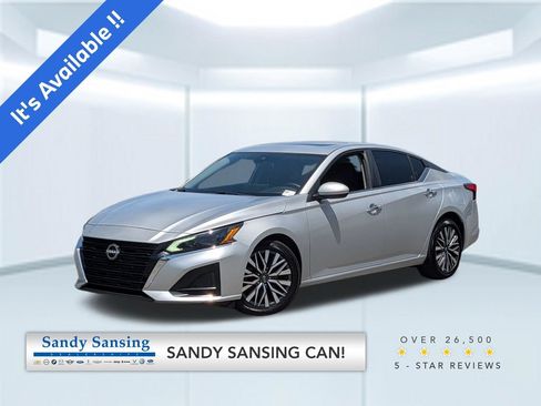 Certified 2023 Nissan Altima 2.5 SV w/ SV Premium Package FWD image 1