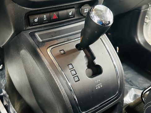 Used 2015 Jeep Patriot High Altitude FWD image 13