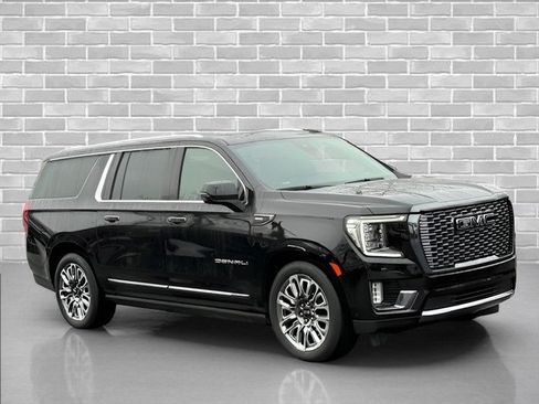 Certified 2024 GMC Yukon XL Denali Ultimate image 9