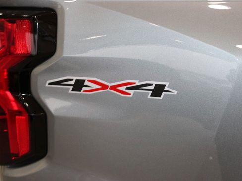 New 2026 Chevrolet Colorado LT image 11