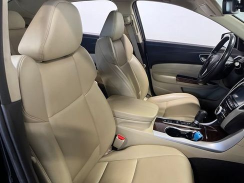 Used 2020 Acura TLX FWD image 11
