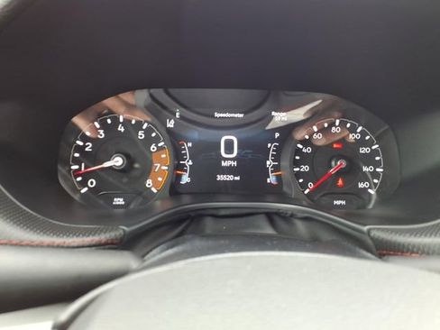 Used 2025 Jeep Compass Trailhawk AWD/4WD image 24