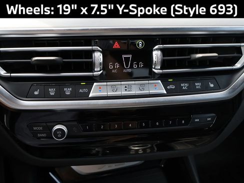 Used 2023 BMW X3 xDrive30i w/ Premium Package AWD/4WD image 27