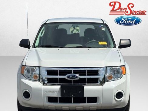 Used 2011 Ford Escape XLS w/ 101A Rapid Spec Order Code FWD image 2