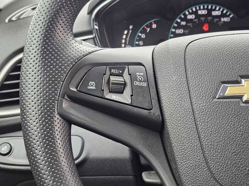 Used 2017 Chevrolet Trax LT w/ Driver Confidence Package image 25