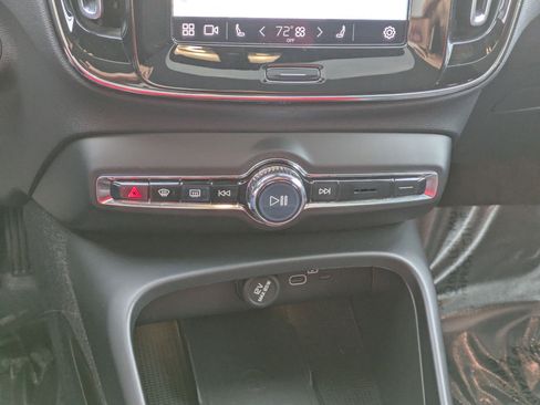 Certified 2023 Volvo C40 Recharge Core image 22