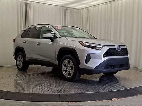 Certified 2024 Toyota RAV4 XLE image 5