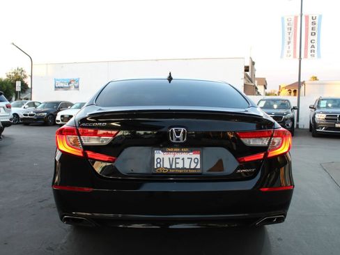 Used 2019 Honda Accord Sport image 4
