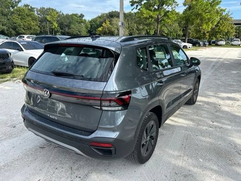 Used 2025 Volkswagen Taos S FWD image 4