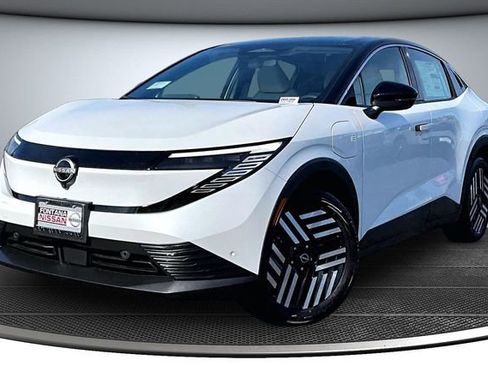 New 2026 Nissan Leaf SV+ image 2