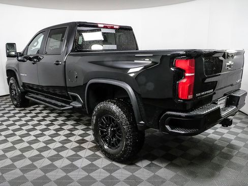 New 2026 Chevrolet Silverado 2500 ZR2 image 3