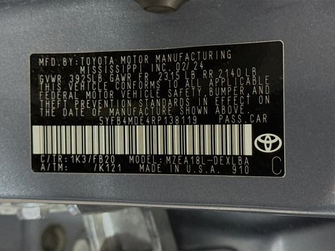 Used 2024 Toyota Corolla LE image 39