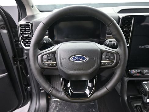 New 2025 Ford Ranger Lariat w/ FX4 Off-Road Package image 29