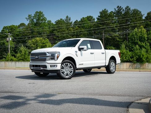 New 2026 Ford F150 Platinum w/ Equipment Group 703A Plus AWD/4WD image 3