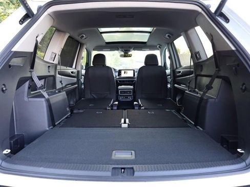 New 2026 Volkswagen Atlas Peak Edition image 7