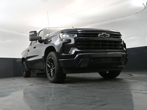 Used 2024 Chevrolet Silverado 1500 RST w/ Z71 Off-Road Package AWD/4WD image 25