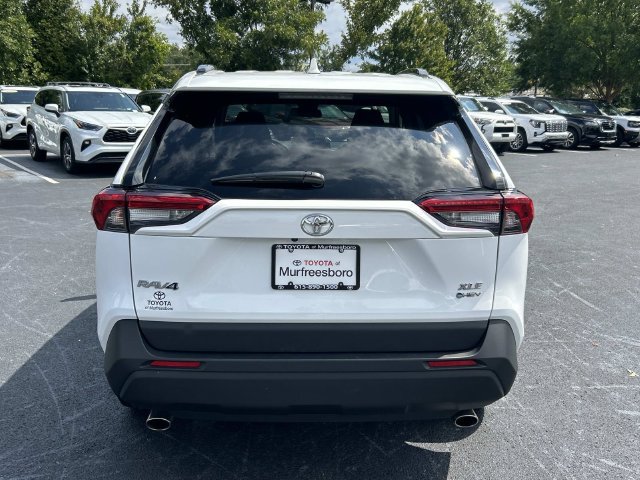 Used 2025 Toyota RAV4 XLE AWD/4WD image 5
