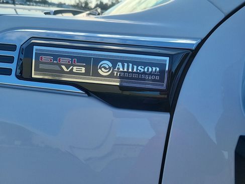 New 2026 GMC Sierra 2500 Pro w/ Convenience Package image 9