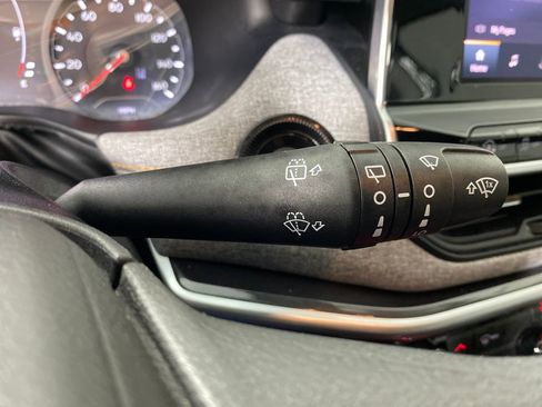 Used 2022 Jeep Compass Sport image 15