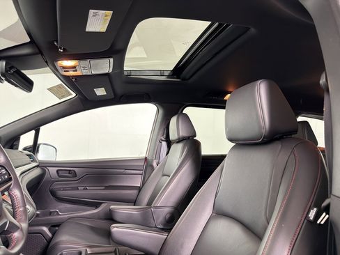 Used 2025 Honda Odyssey Sport-L image 15