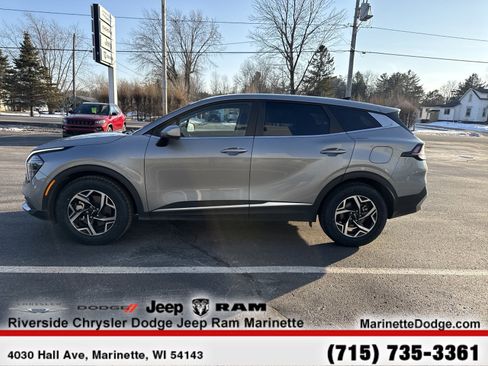 Used 2024 Kia Sportage LX image 5