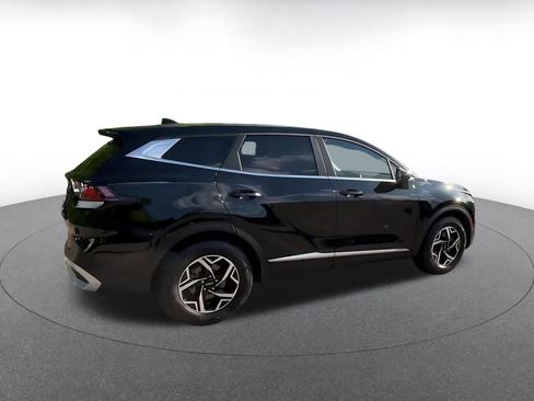Used 2025 Kia Sportage LX FWD image 15