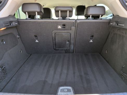 Used 2018 Mercedes-Benz GLA 250 4MATIC image 32