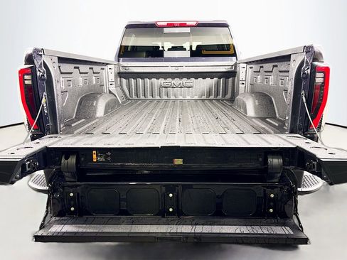 New 2026 GMC Sierra 2500 AT4 w/ AT4 Preferred Package image 35